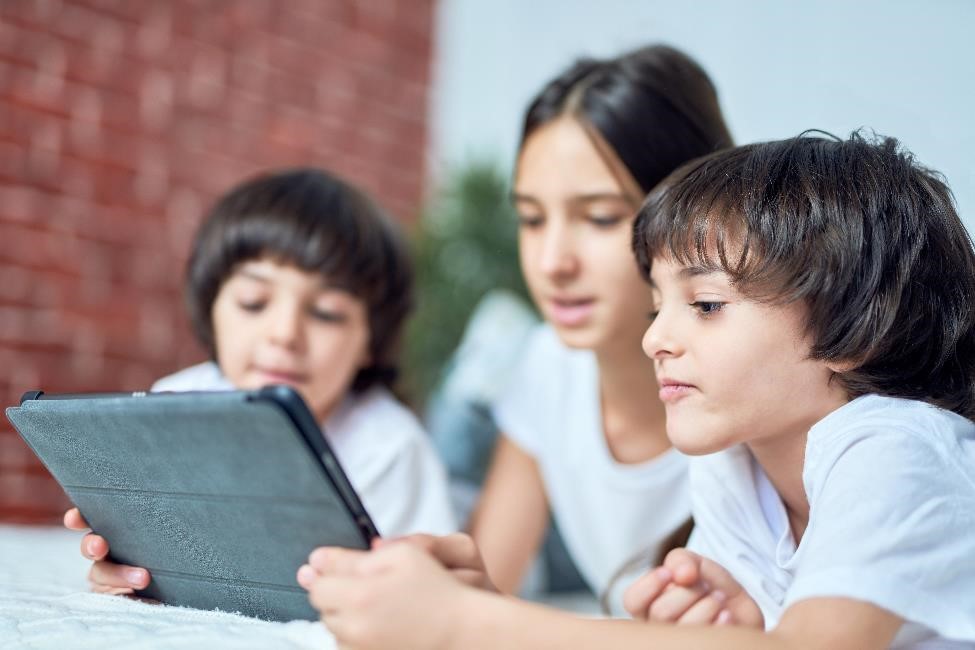 The Pros & Cons of Screen Time for People with Disabilities